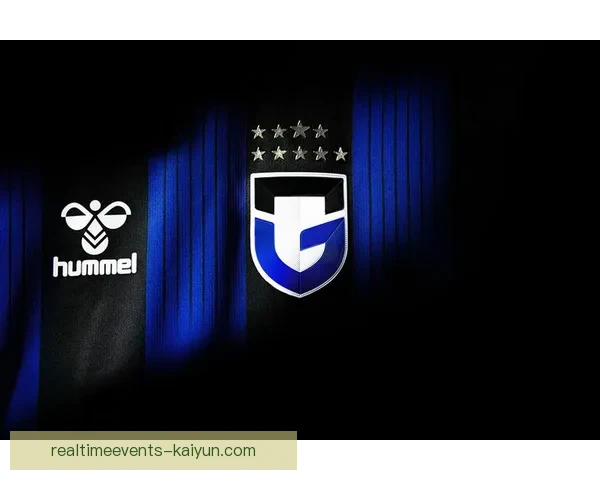 2023赛季新球衣发布，助力球队迎来全新征程，状态回暖值得关注