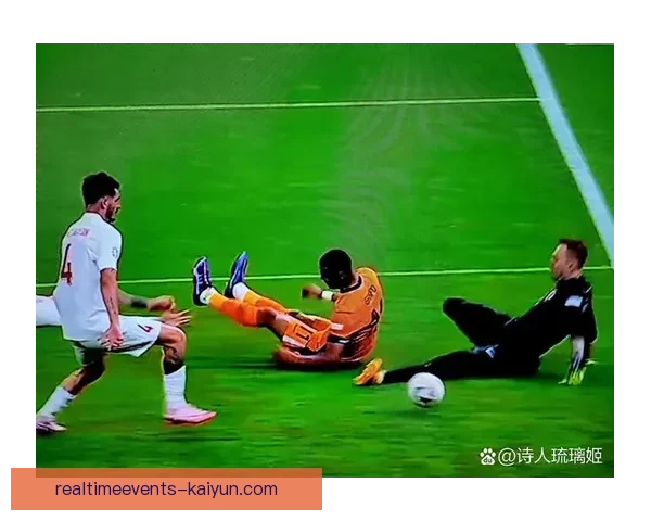 恩里克与哈维的战术对抗值得关注，二人执教状态各有千秋。