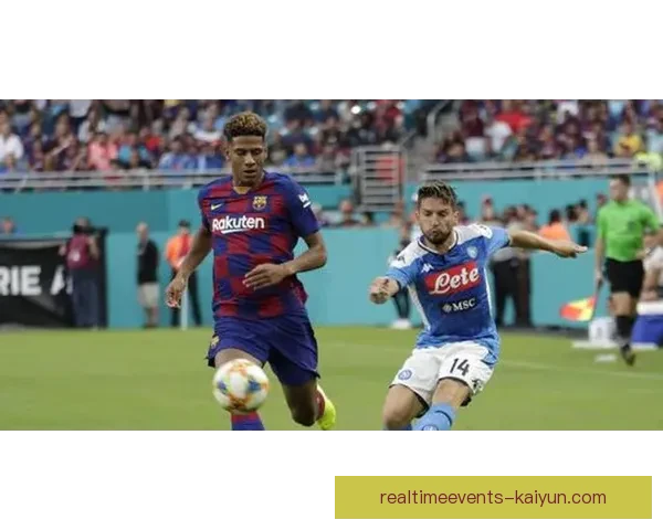 德甲球队转会战报：多家俱乐部积极寻求引援，市场动态备受关注