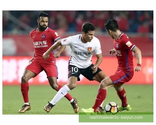 阿拉巴本赛季为球队贡献稳健防守与关键传球表现作用